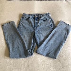 AE Women’s stretch jeans